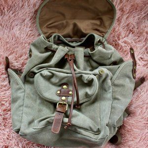 Cargoit Light Green Backpack